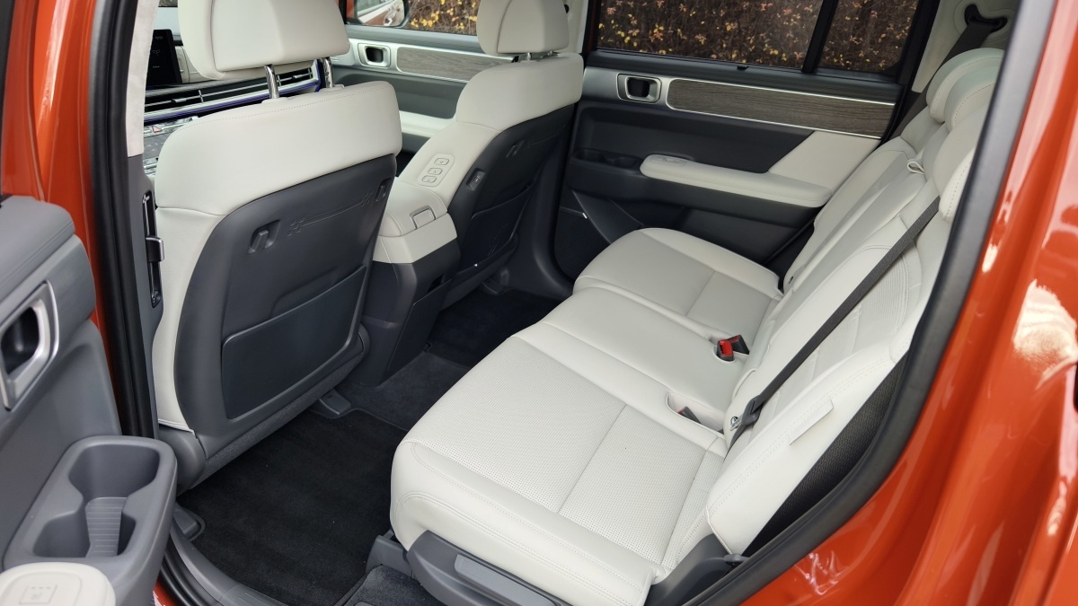 hyundai-santa-fe-2025-26
