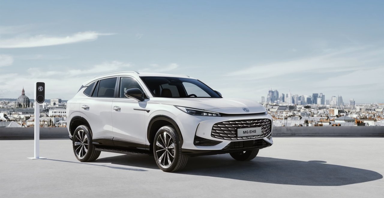 mg_hs_phev1