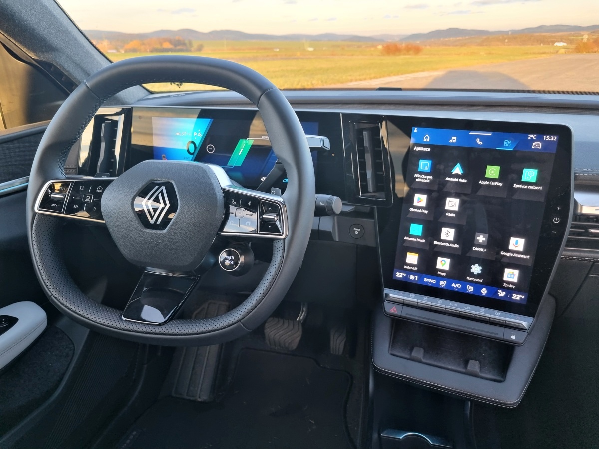 renault-scenic-e-tech-20