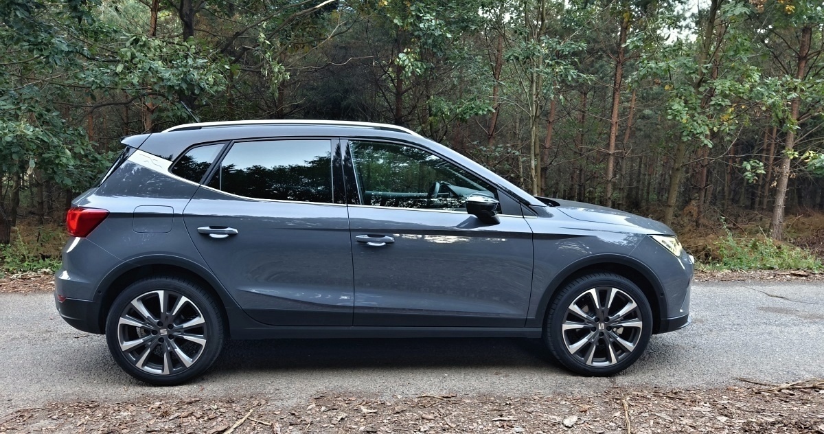 seat-arona-2025-30