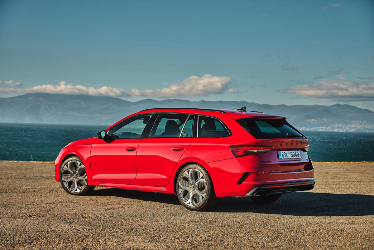 112_skoda_octavia_rs_87c0dd98-1920x1281