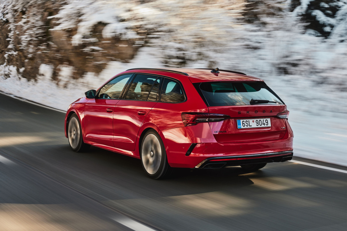 140_skoda_octavia_rs_2204e5ff-1920x1281