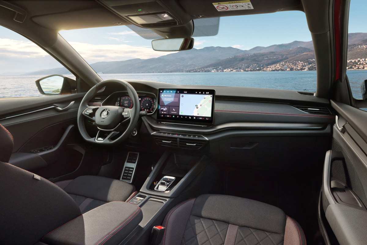 171_skoda_octavia_rs_89399840-1920x1281