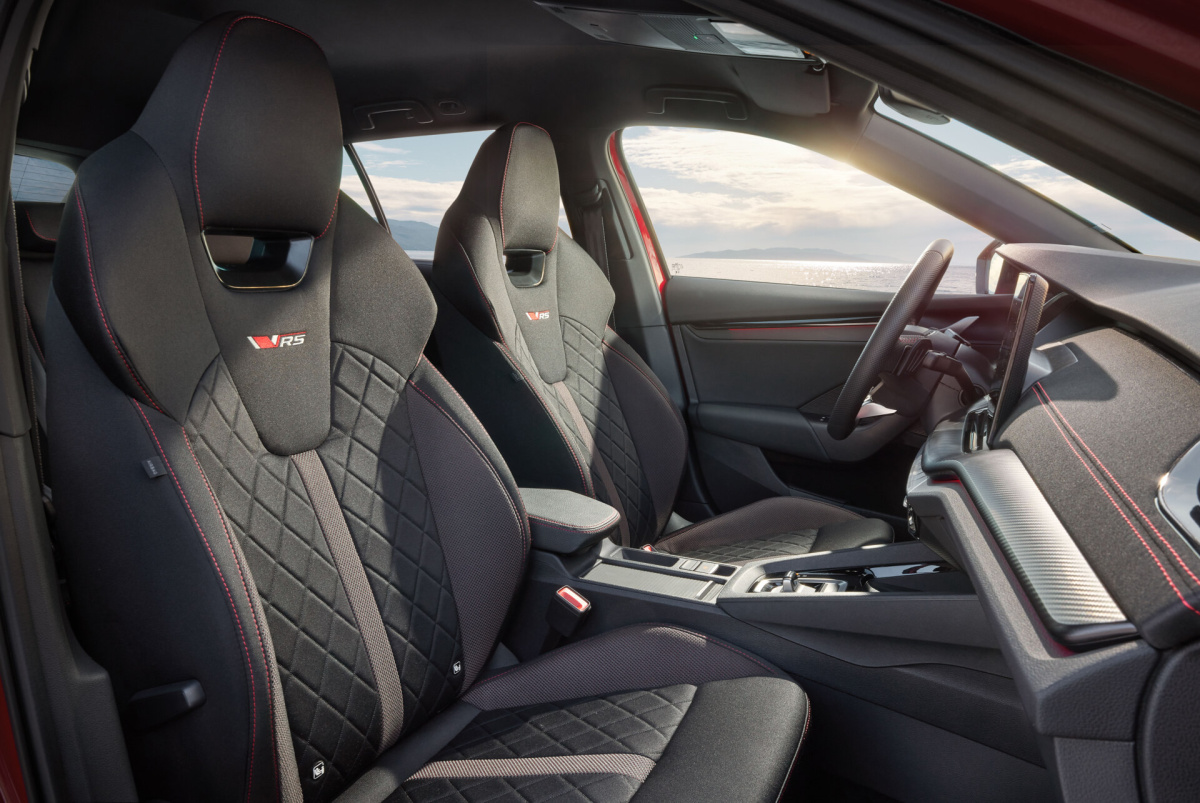 172_skoda_octavia_rs_edf7e9cf-1920x1285