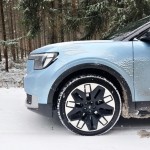 ford-explorer-awd-2025-10