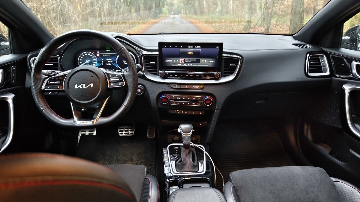kia-proceed-gt-18