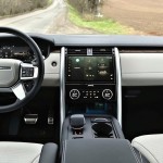 land-rover-discovery-2025-36