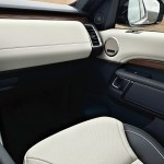 land-rover-discovery-2025-39