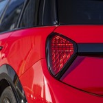 p90587328_highres_mini-cooper-5door-02