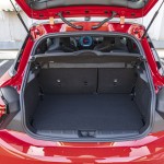 p90587344_highres_mini-cooper-5door-02