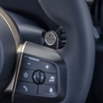 p90587354_highres_mini-cooper-5door-02