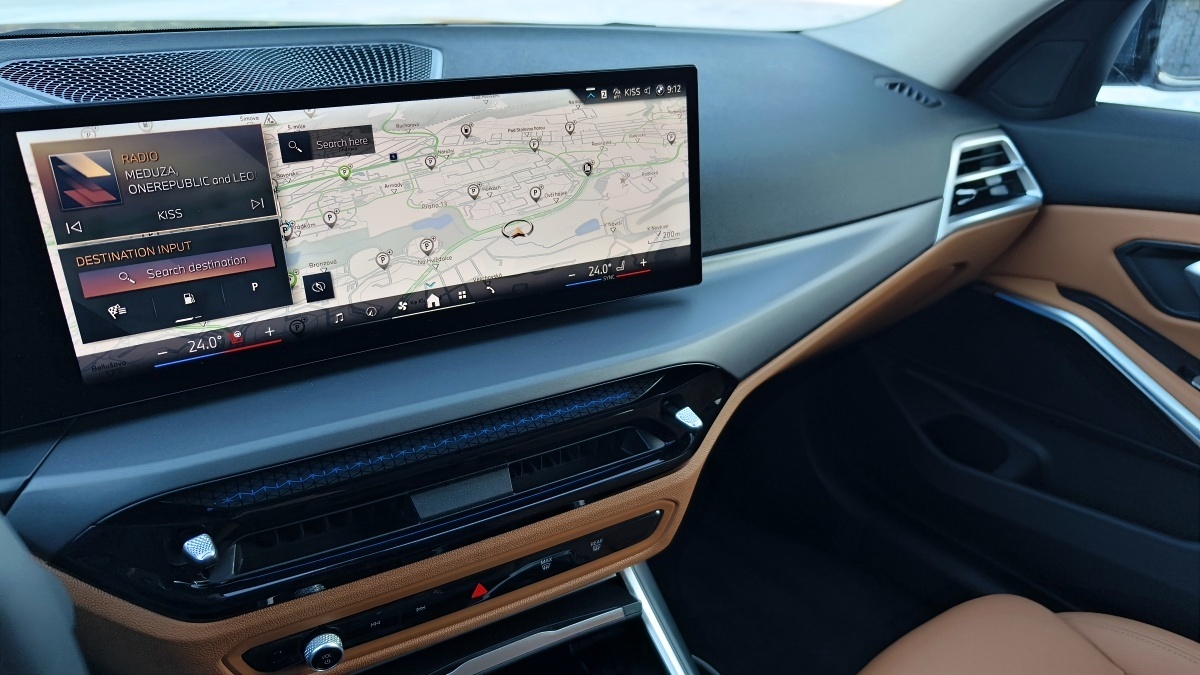 bmw-3-touring-2025-12
