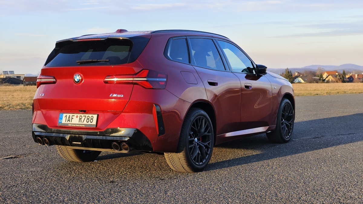 bmw-x3-2025-m50-10
