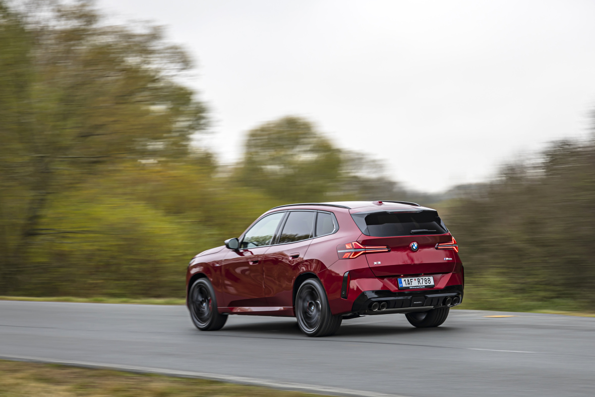 bmw-x3-2025-m50-32