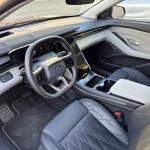 ford-explorer-ev-2025-13