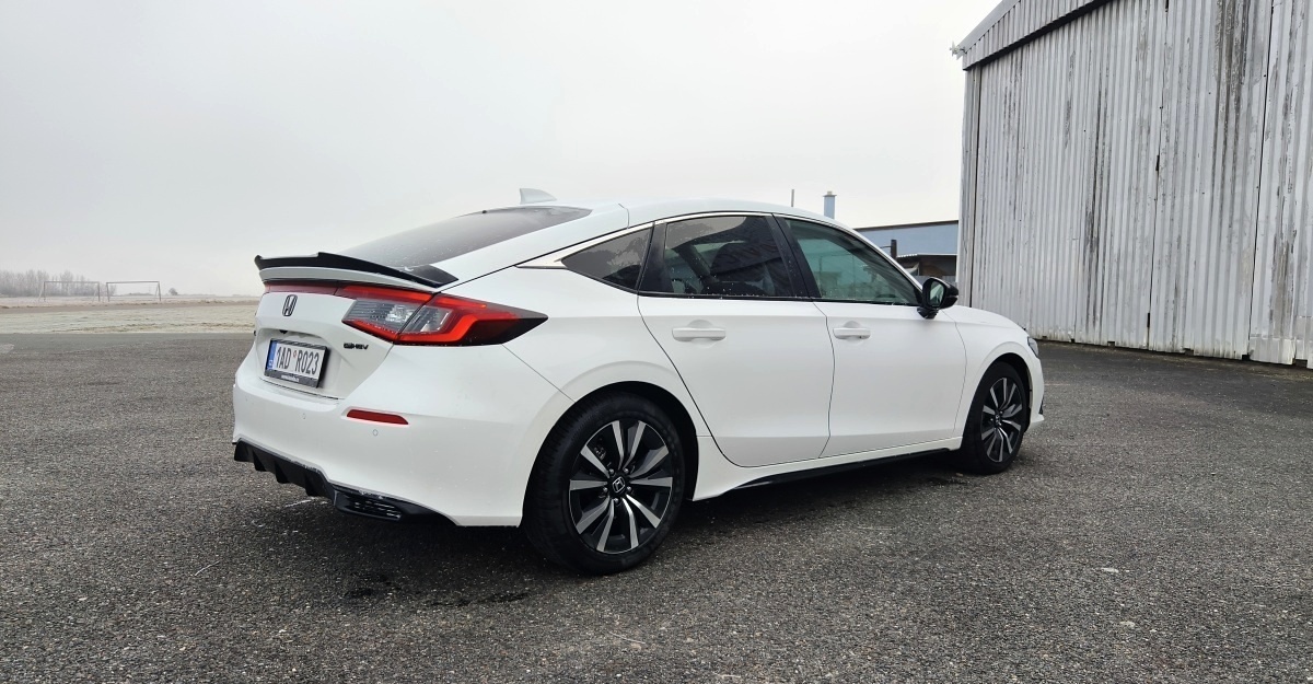 honda-civic-2025-32