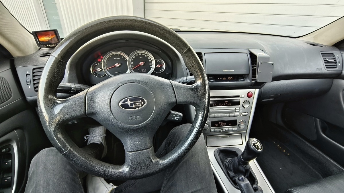 subaru-legacy-2006-14