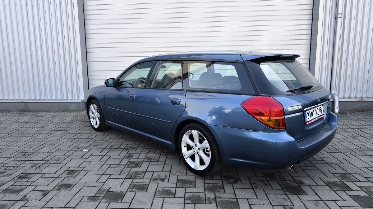 subaru-legacy-2006-17