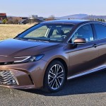 toyota-camry-2025-8