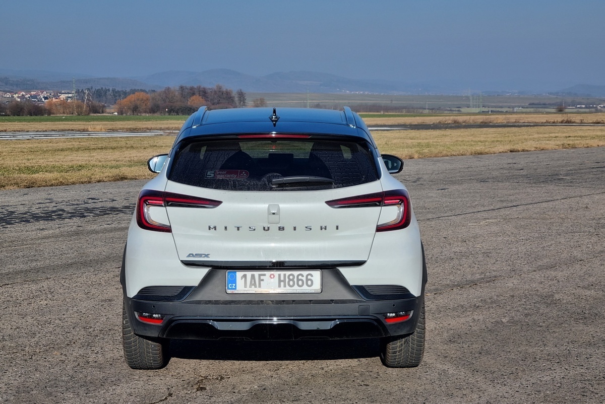 mitsubishi-asx-2025-16