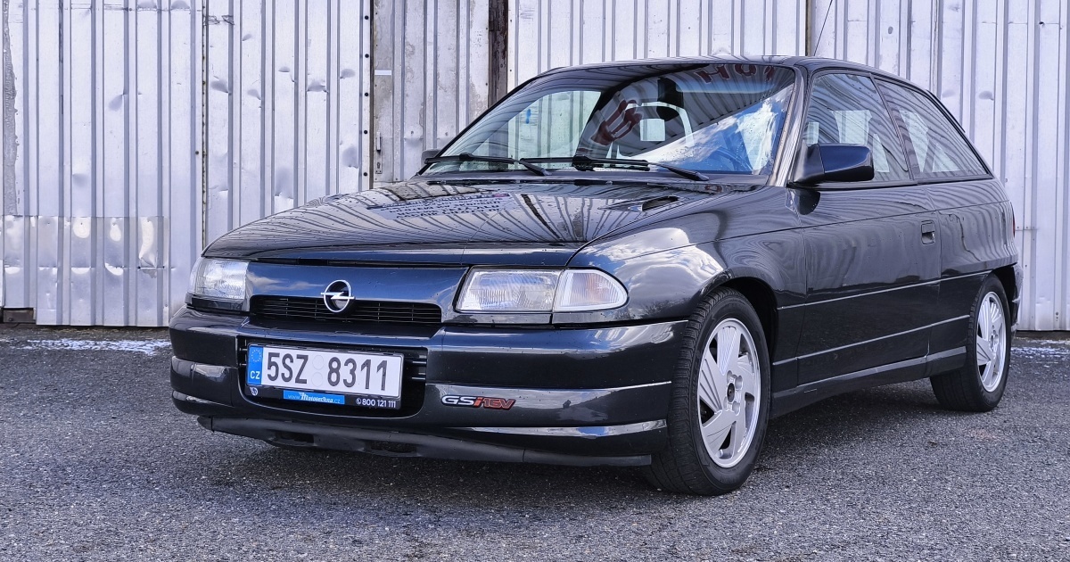 opel-astra-f-gsi-16v-7