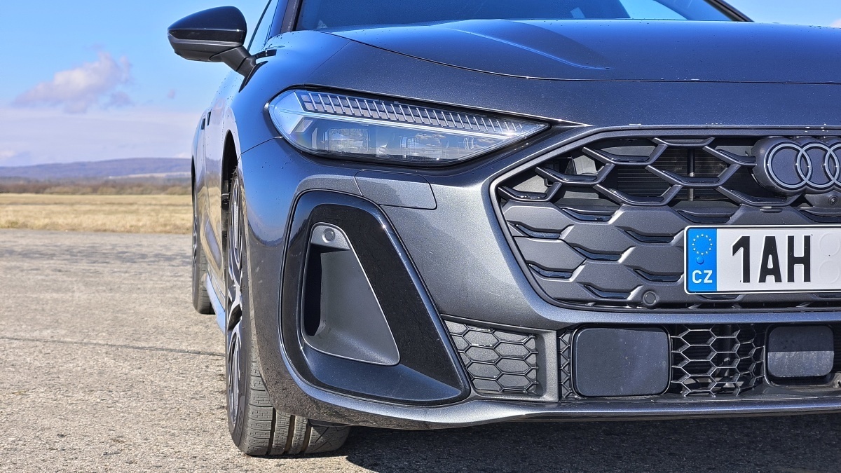 audi-s5-avant-2025-8