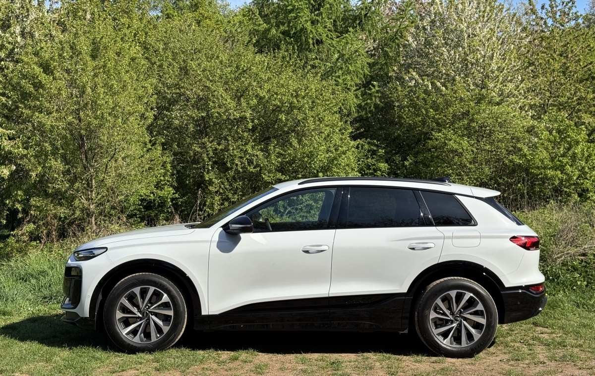 audi-q6-e-tron-2025-3