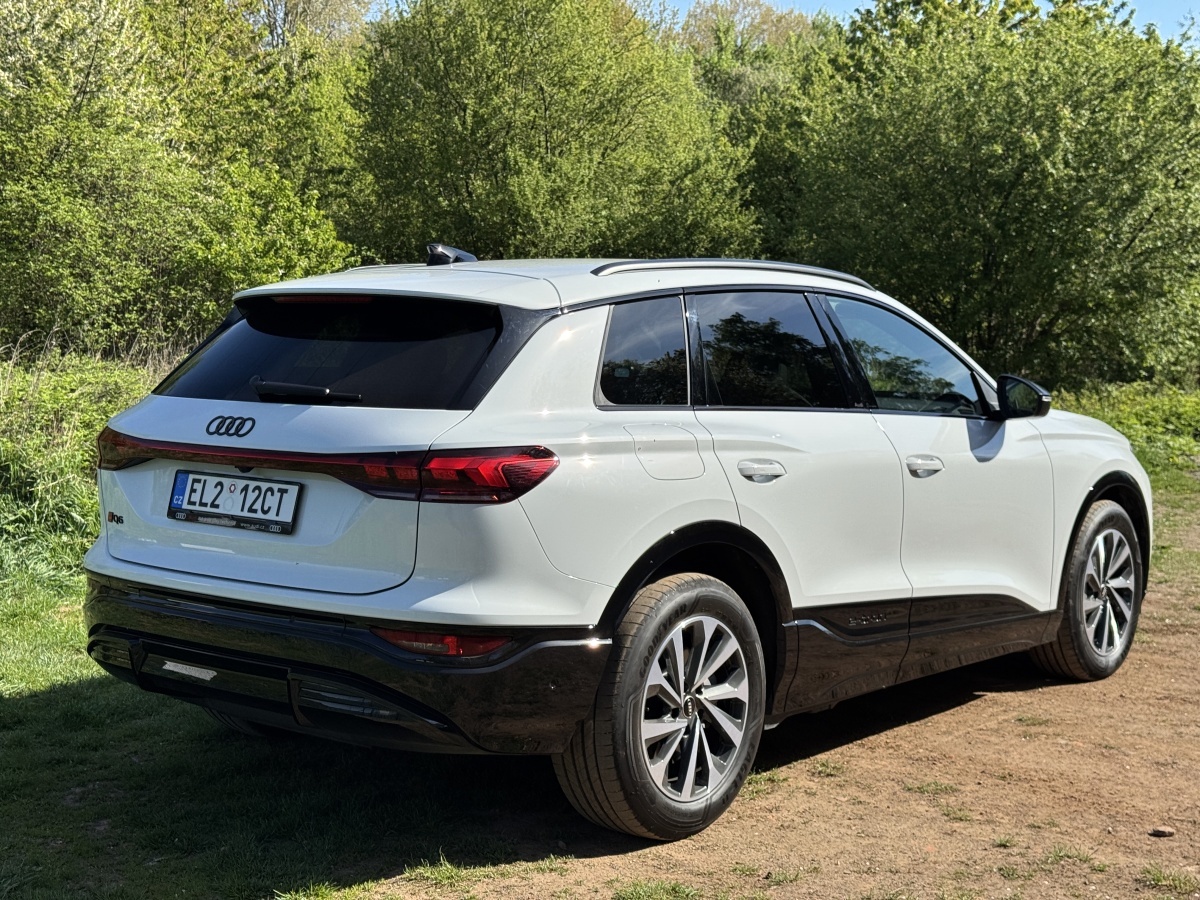 audi-q6-e-tron-2025-9