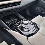 bmw-5-touring-2025-21