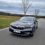 bmw-5-touring-2025-27