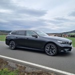 bmw-5-touring-2025-29