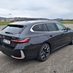 bmw-5-touring-2025-6