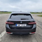 bmw-5-touring-2025-7