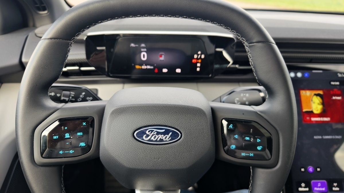 ford-capri-2025-33