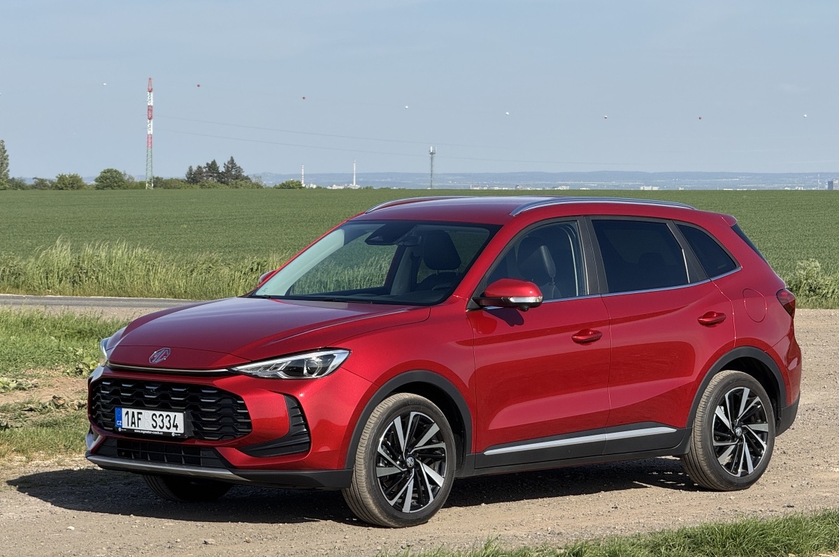 mg-zs-2025-5