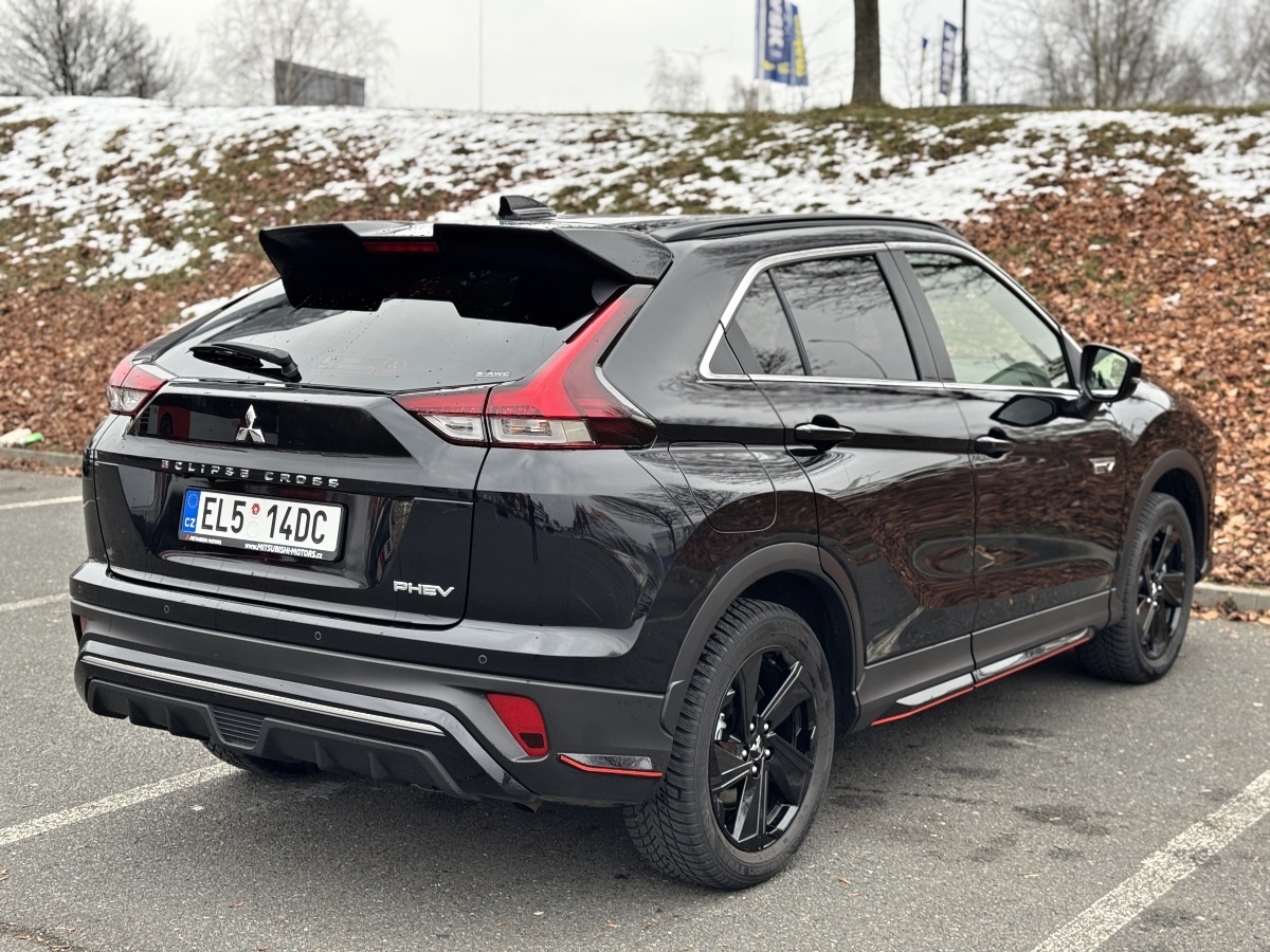 mitsubishi-eclipse-cross-2025-11