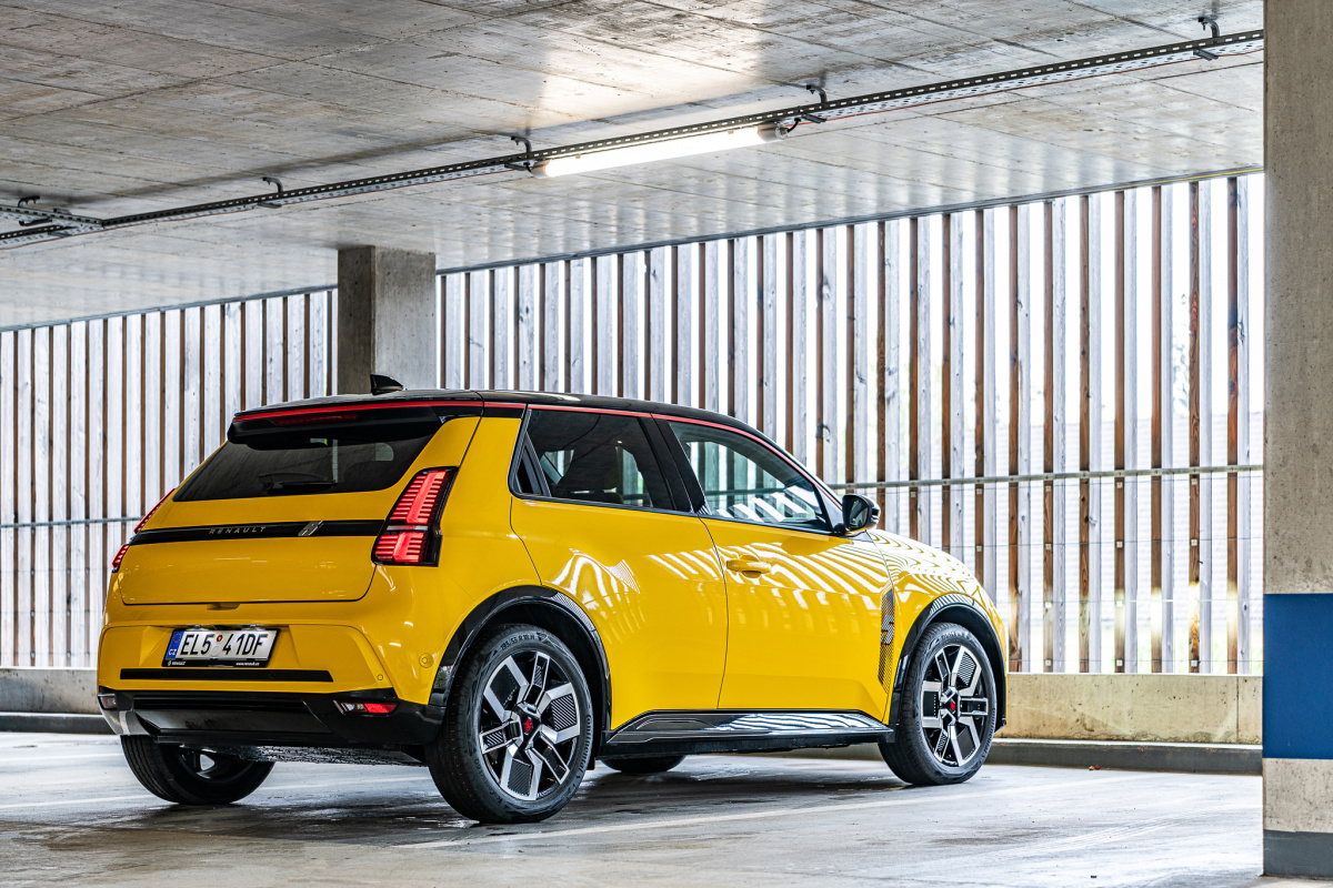 renault-5-2025-19