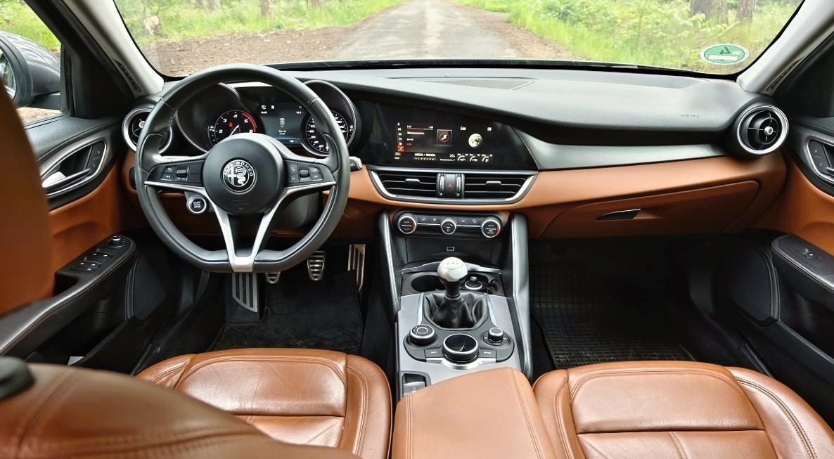 alfa-romeo-giulia-30