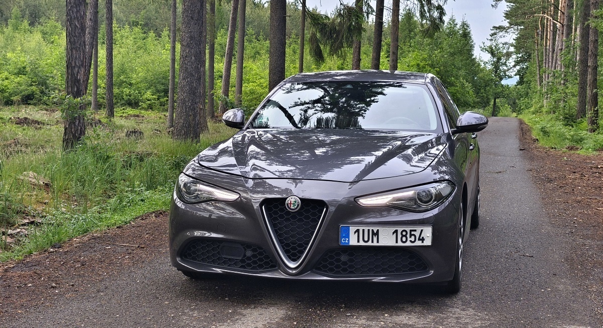 alfa-romeo-giulia-8