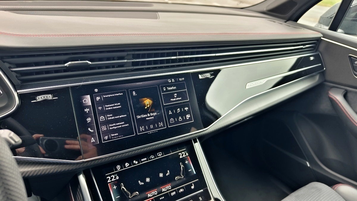 audi-q7-2025-17