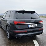 audi-q7-2025-28