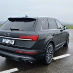 audi-q7-2025-30