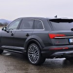 audi-q7-2025-36
