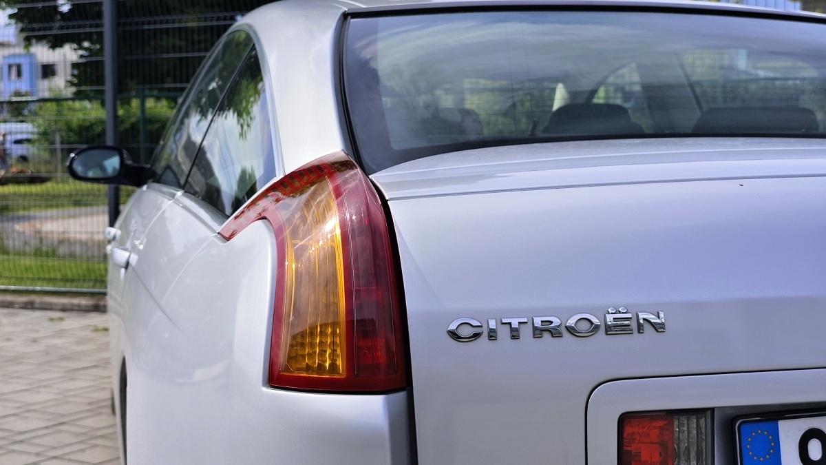 citroen-c6-21