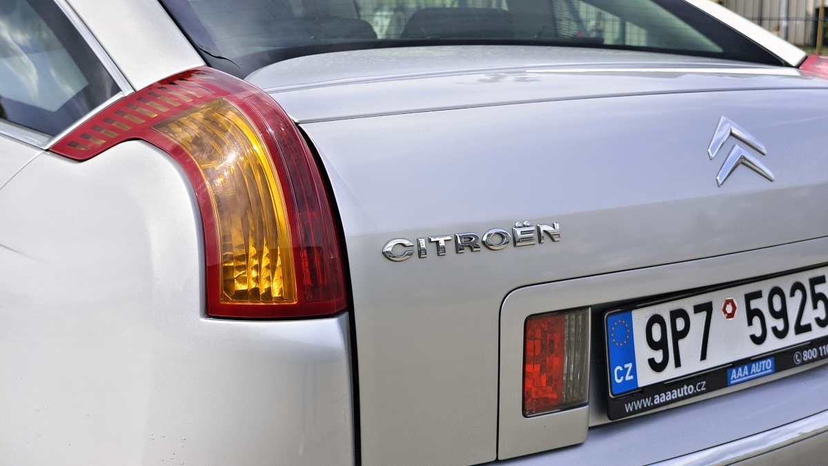 citroen-c6-22