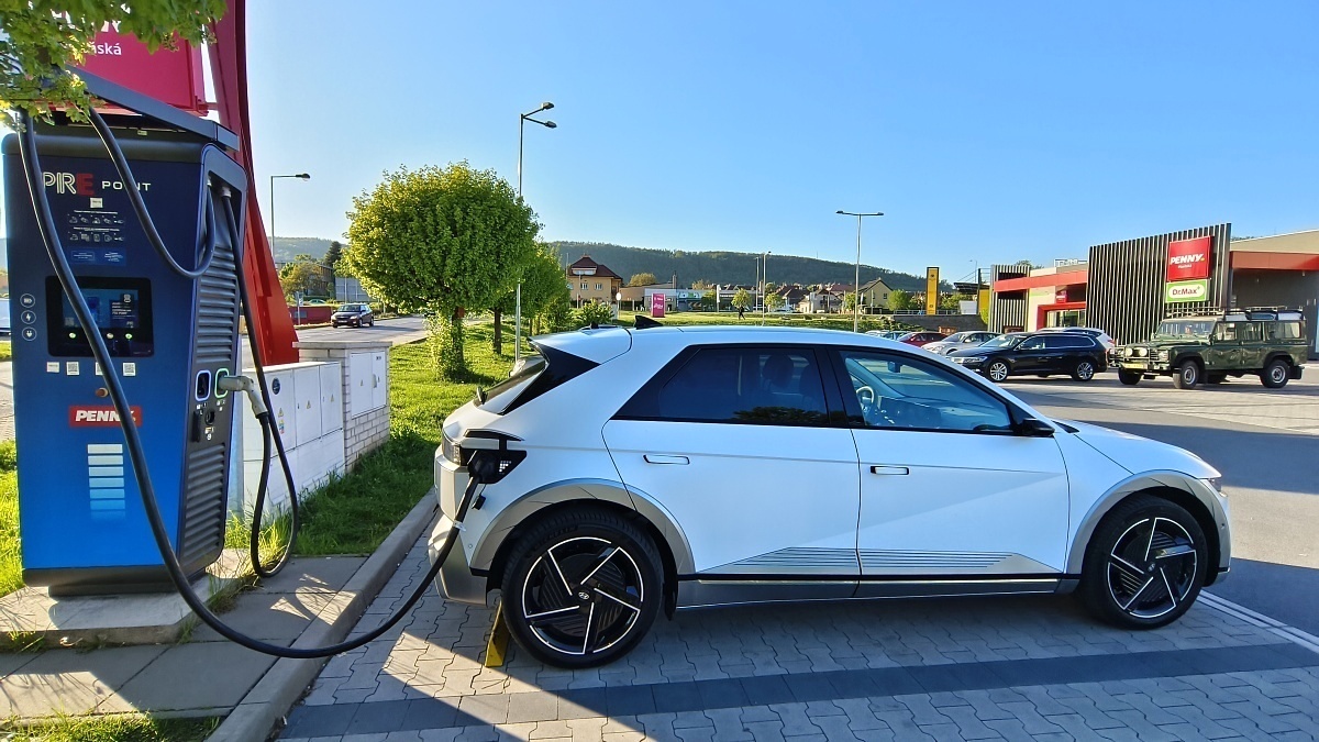 hyundai-ioniq-5-facelift-2025-35