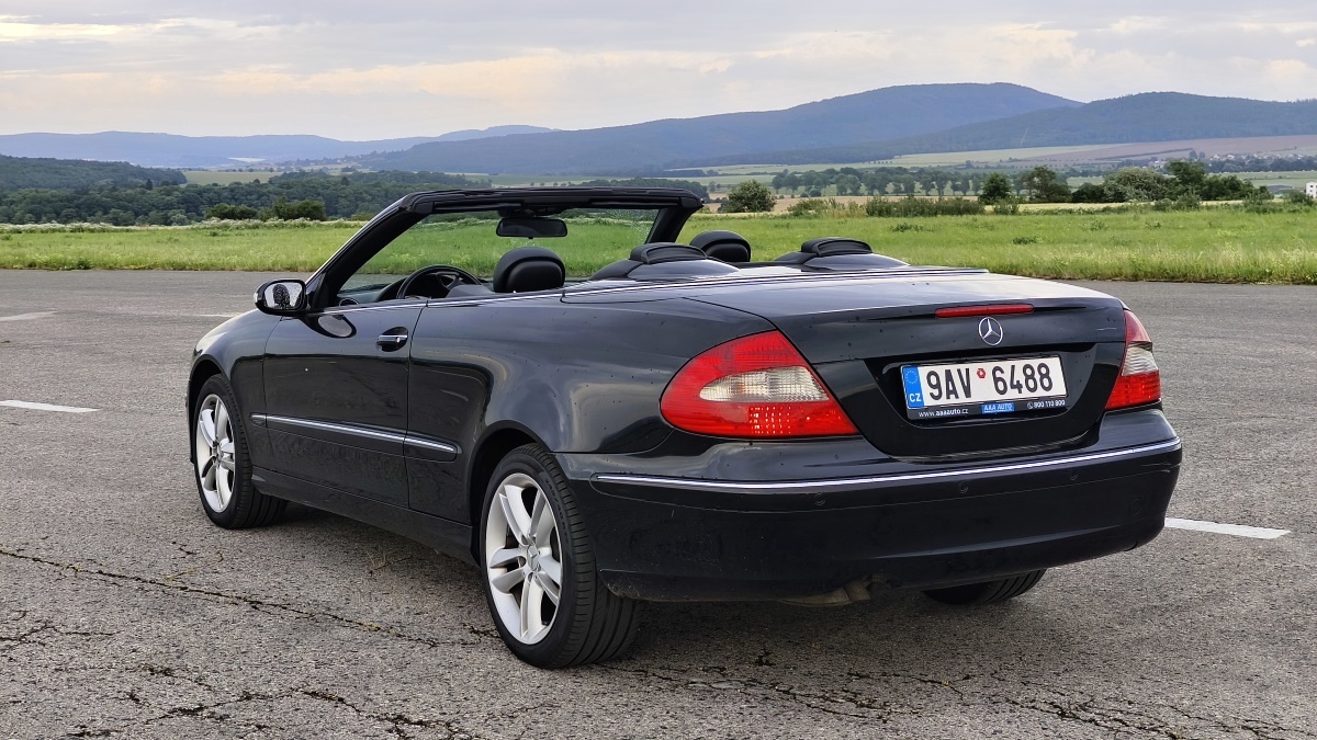 mercedes-benz-clk-a209-29