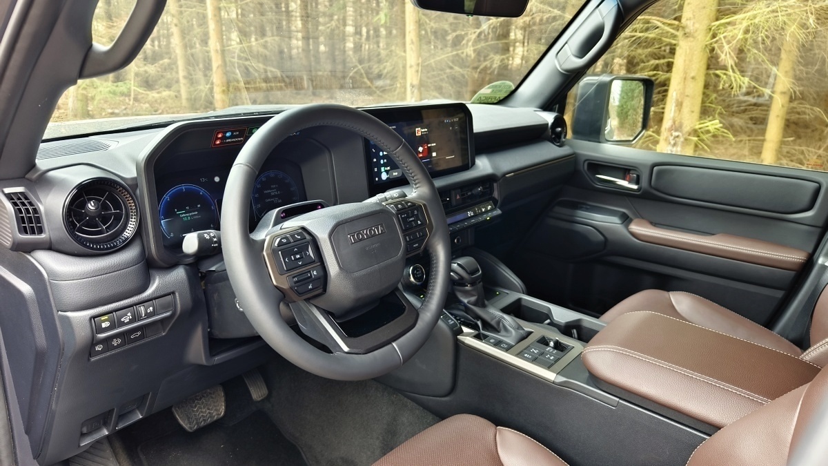 toyota-land-cruiser-2025-18