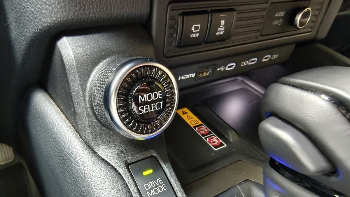 toyota-land-cruiser-2025-30