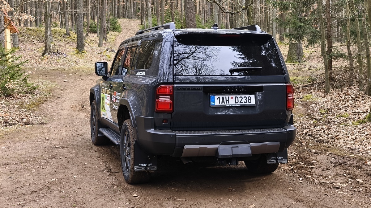 toyota-land-cruiser-2025-37